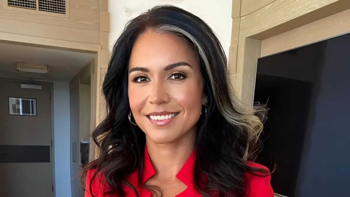 tulsi-gabbard-biograpyhy-age-height-family-religion-husband-facts